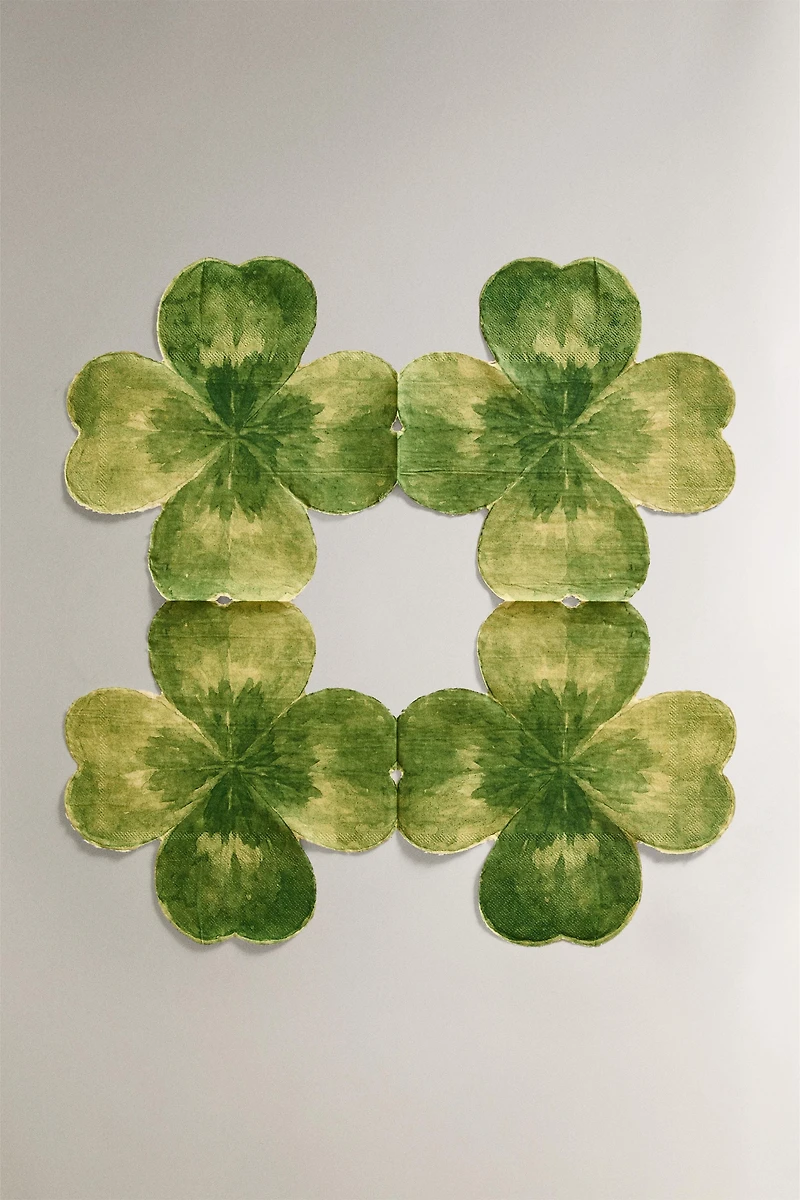 PACK OF CLOVER PAPER NAPKINS (PACK OF 20)
