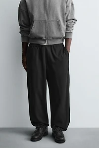 RELAXED FIT TEXTURED PANTS