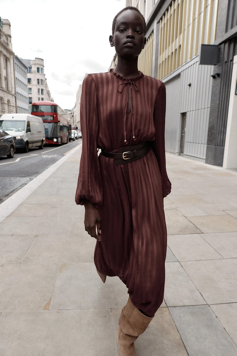 MIDI BELT DRESS