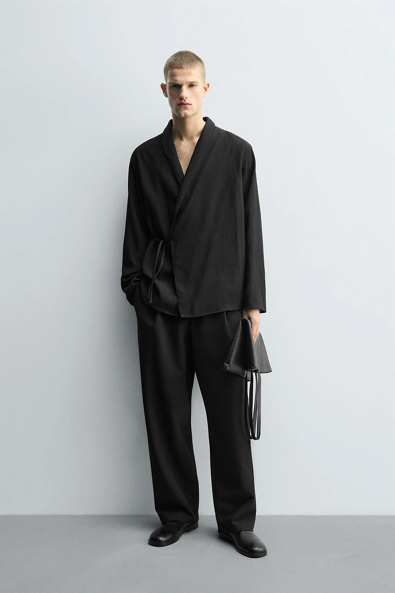 TEXTURED KIMONO SHIRT