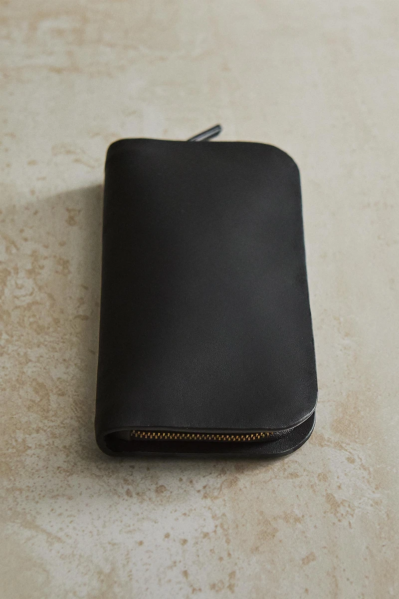 LEATHER WALLET