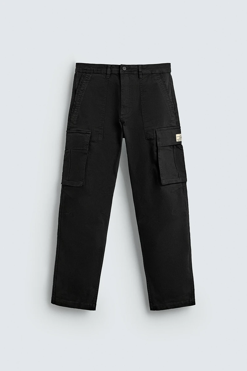 RELAXED FIT CARGO PANTS