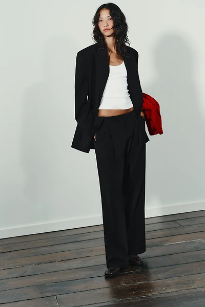 LOW-RISE PANTS