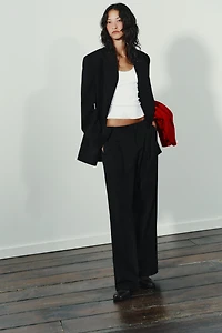 LOW-RISE PANTS