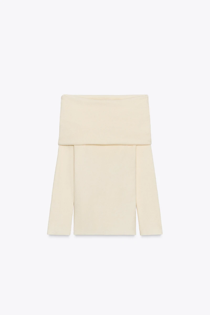 RUCHED STRAPLESS KNIT TOP