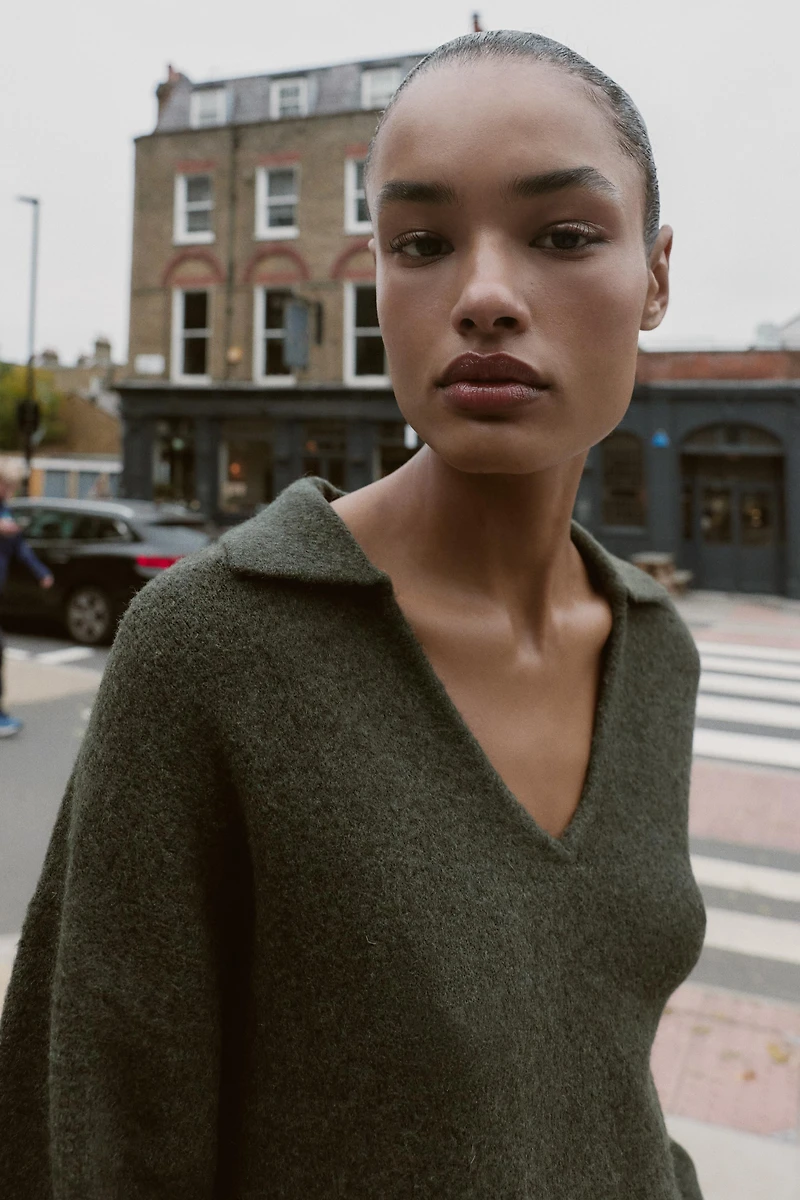 PULL EN MAILLE AU TOUCHER DOUX