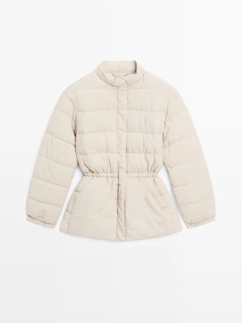 Water-repellent puffer jacket