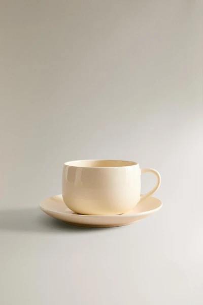 PLAIN STONEWARE TEACUP