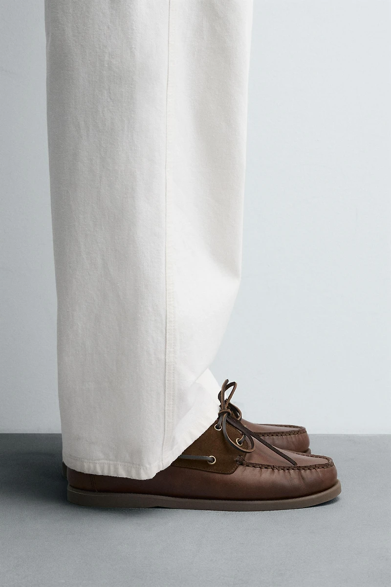 LEATHER BOAT SHOES