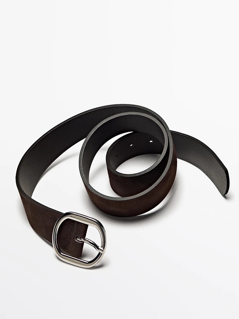 Ceinture boucle ovale en cuir nubuck