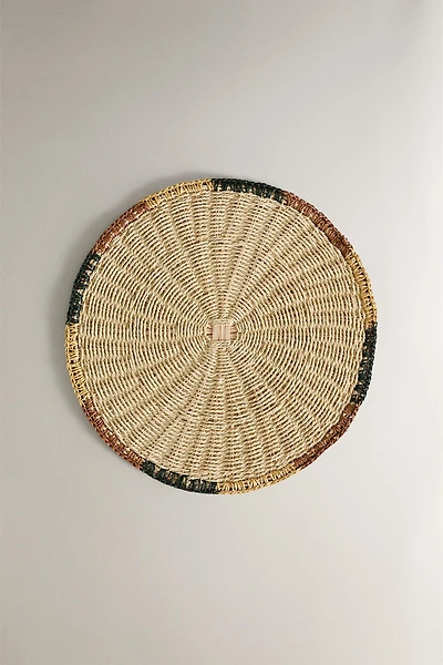 WOVEN RATTAN PLACEMAT
