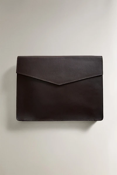 CHEMISE PORTE-DOCUMENTS EN CUIR
