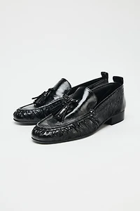GATHERED TASSEL LEATHER LOAFERS
