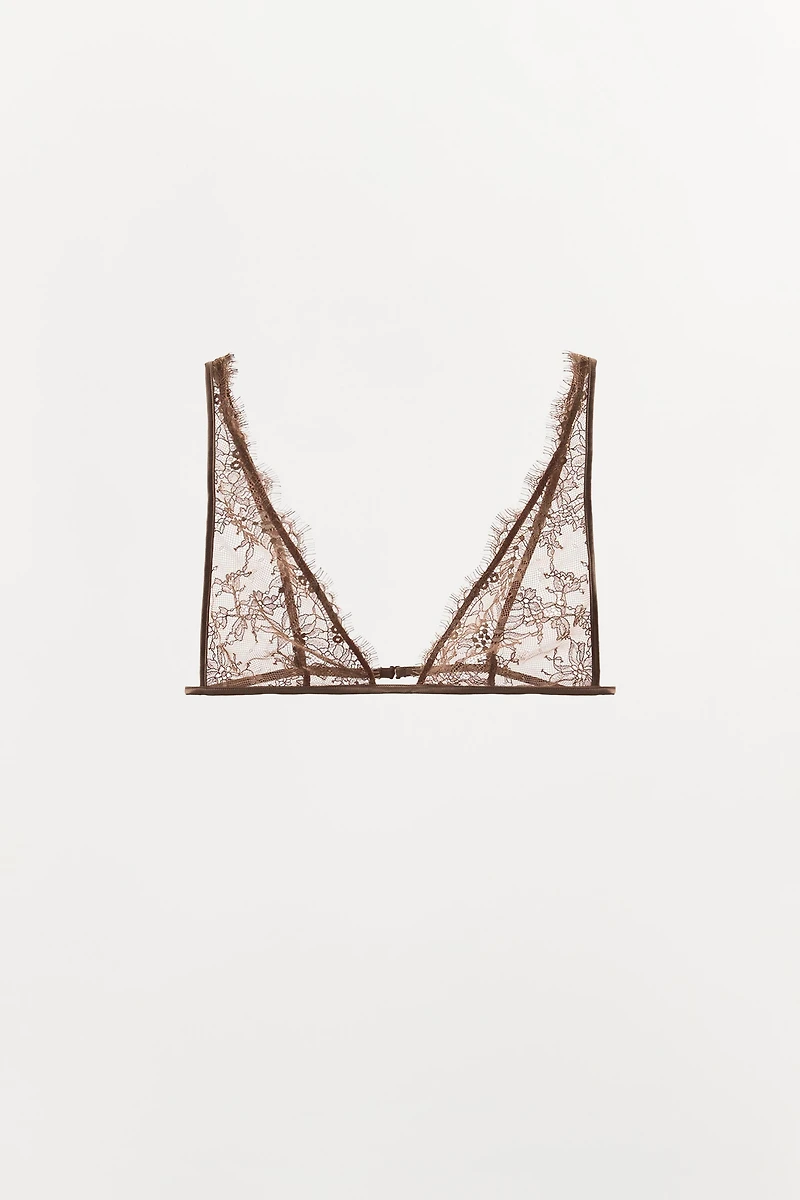 EMBROIDERED LACE TRIANGLE BRALETTE