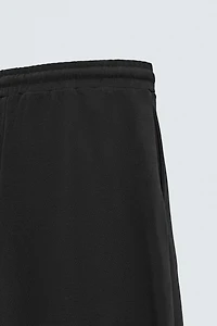RELAXED FIT SEAMED JOGGING PANTS