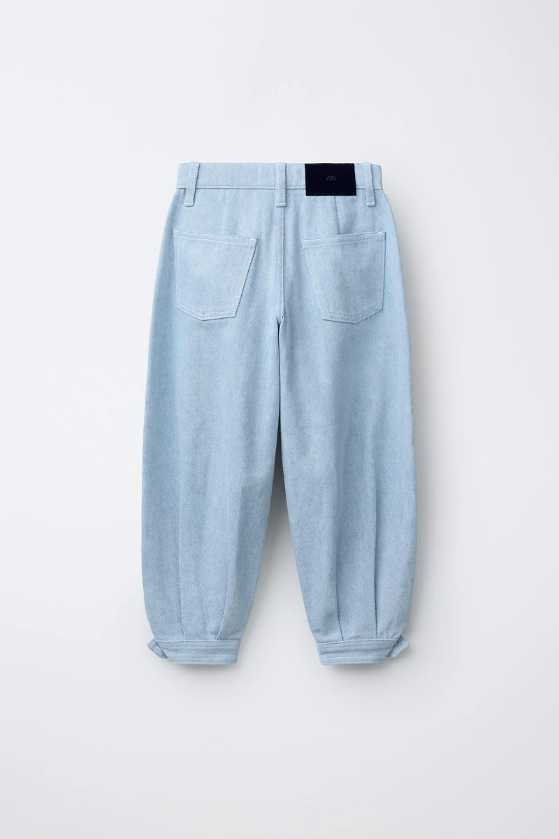 BAGGY PLEATED PANTS