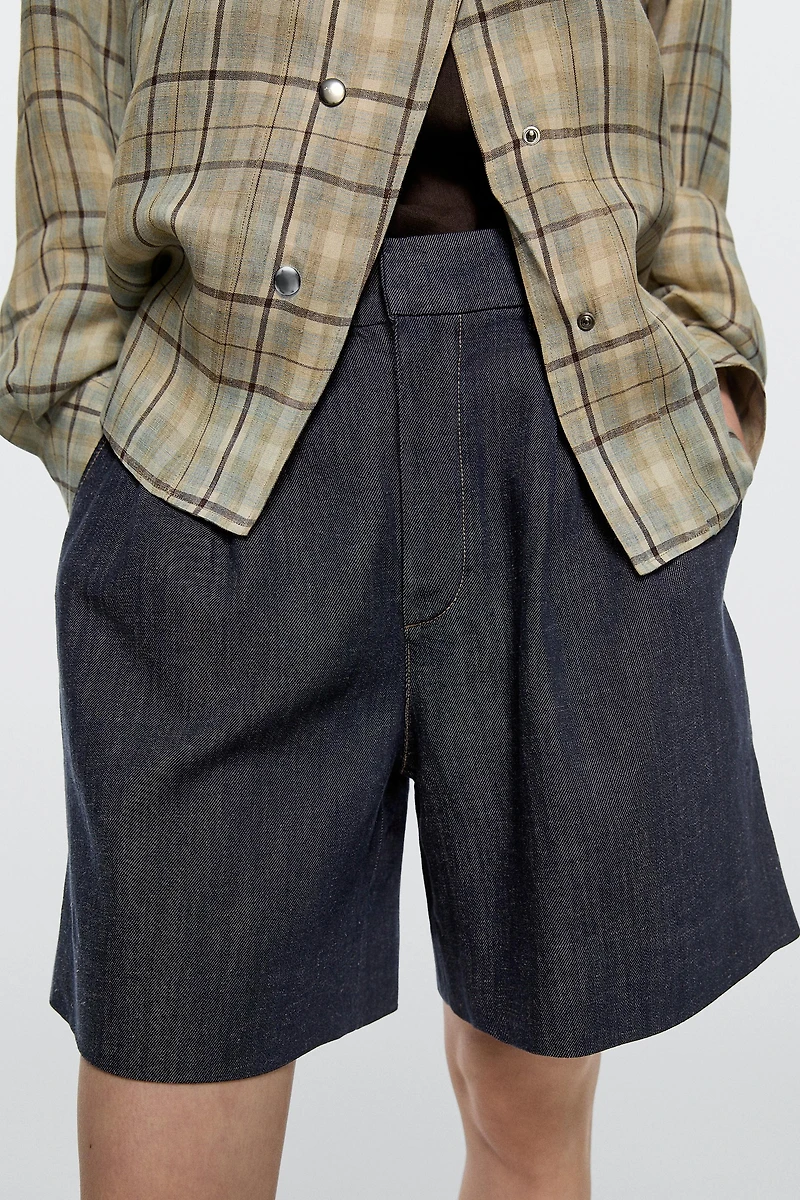 Cotton denim Bermuda shorts with topstitching