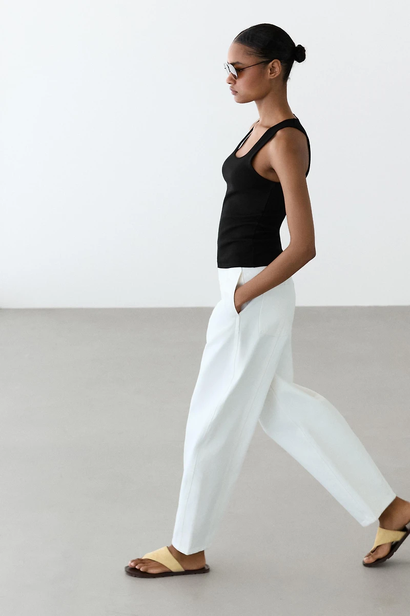 Scoop neck strappy top