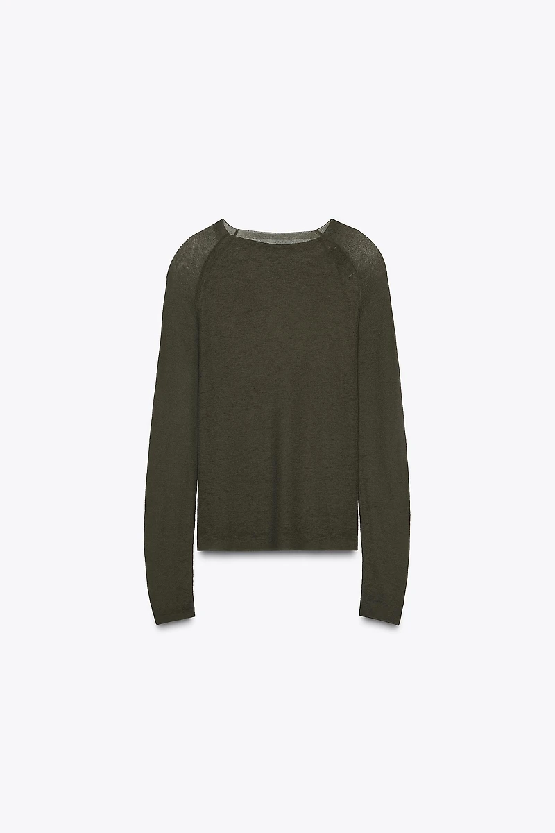 EXTRA-FINE KNIT TOP