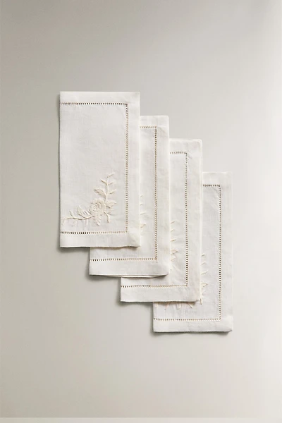 PACK OF EMBROIDERED LINEN COCKTAIL NAPKINS (PACK OF 4)