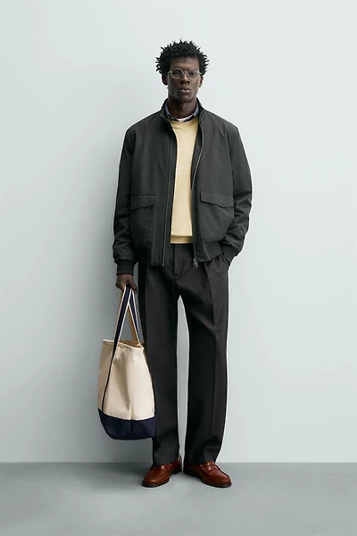 LIGHTWEIGHT WATER REPELLENT JACKET