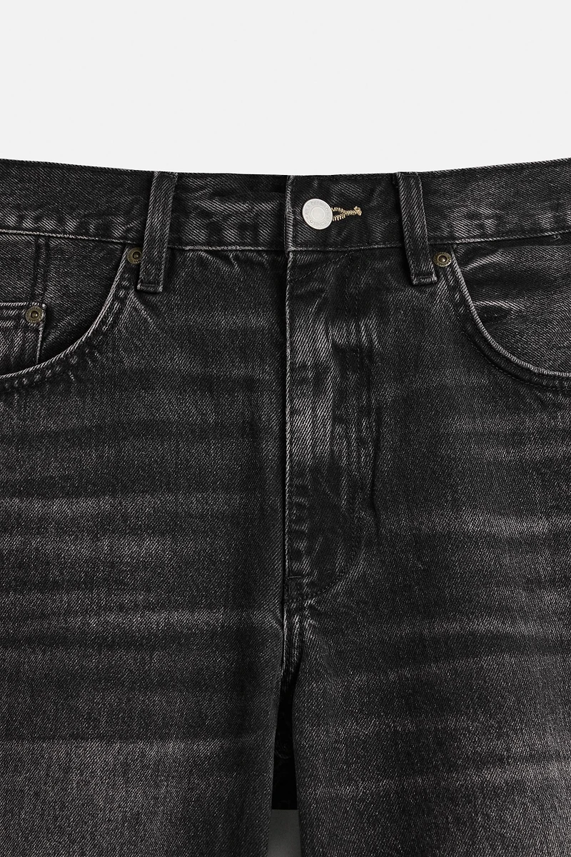 BAGGY FIT DENIM BERMUDA SHORTS