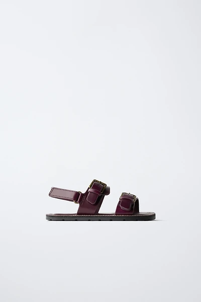 LEATHER SANDALS