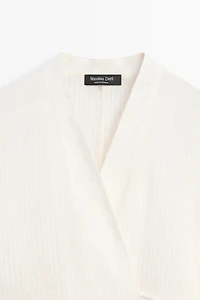 Total look textured short kimono