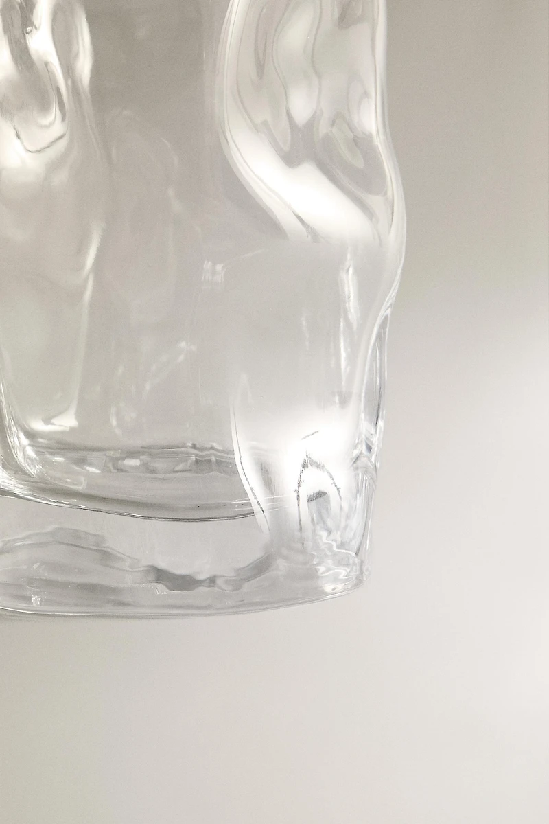 WAVY GLASS TUMBLER