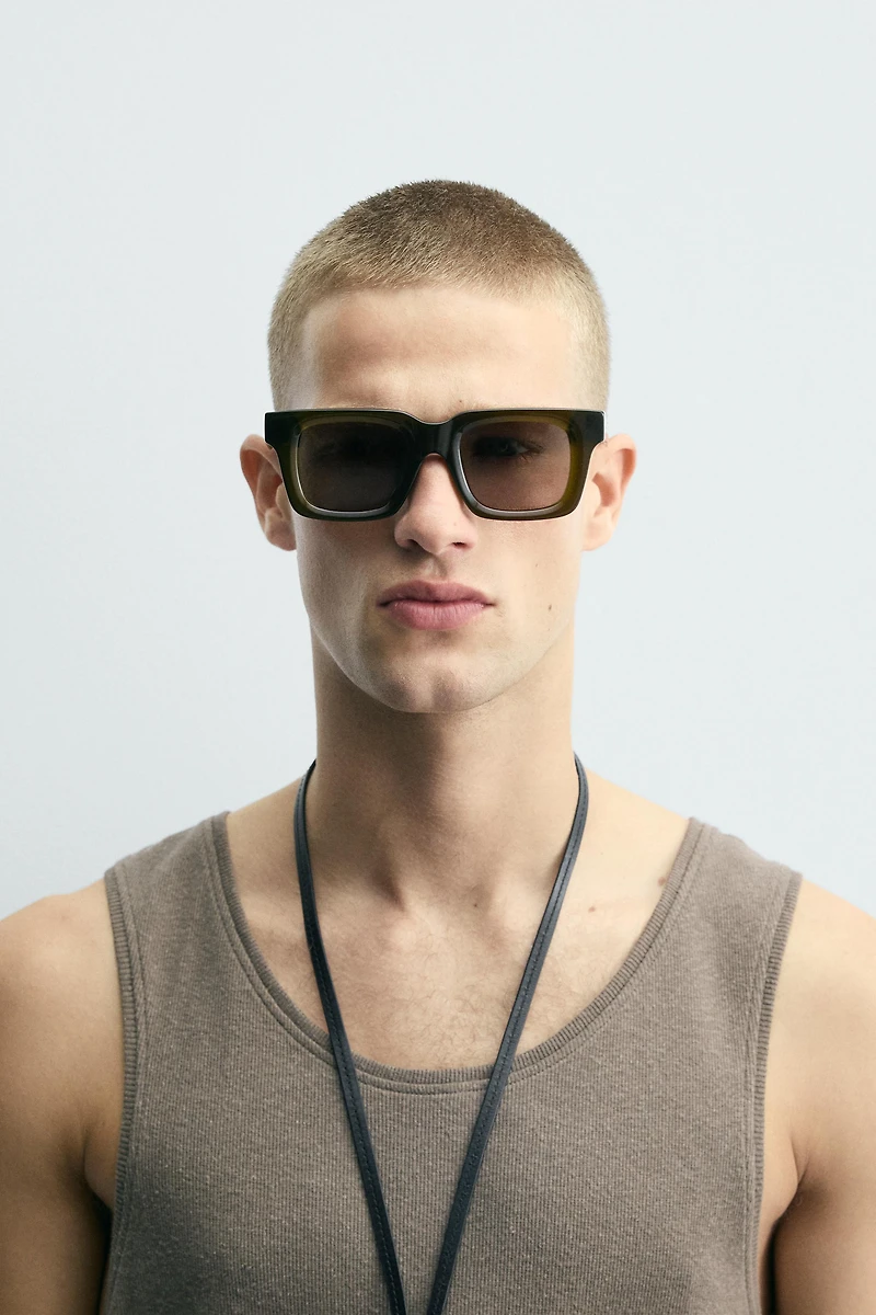 SQUARE SUNGLASSES