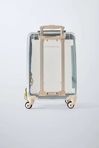 TRAVEL SUITCASE