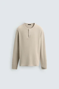 TEXTURED HENLEY JUMPER
