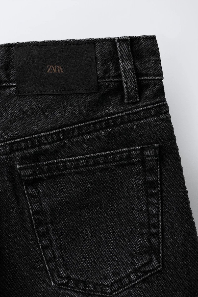 SHORT EN JEAN À CLOUS