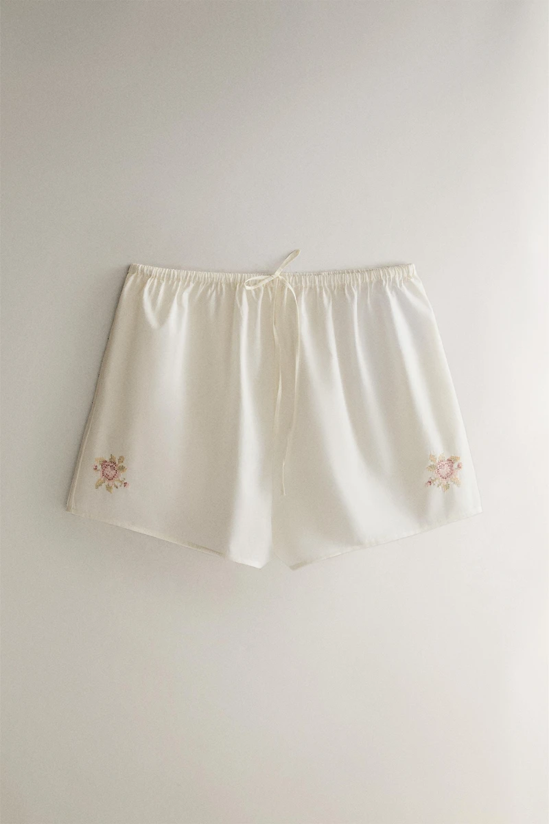 SHORT BRODÉ FLEURS