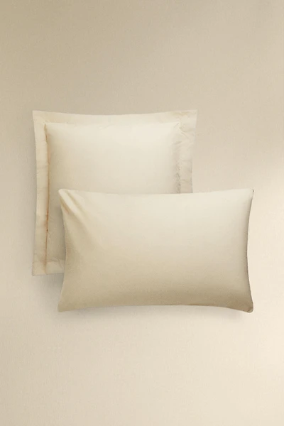 TAIE D’OREILLER PERCALE DE COTON (200 FILS