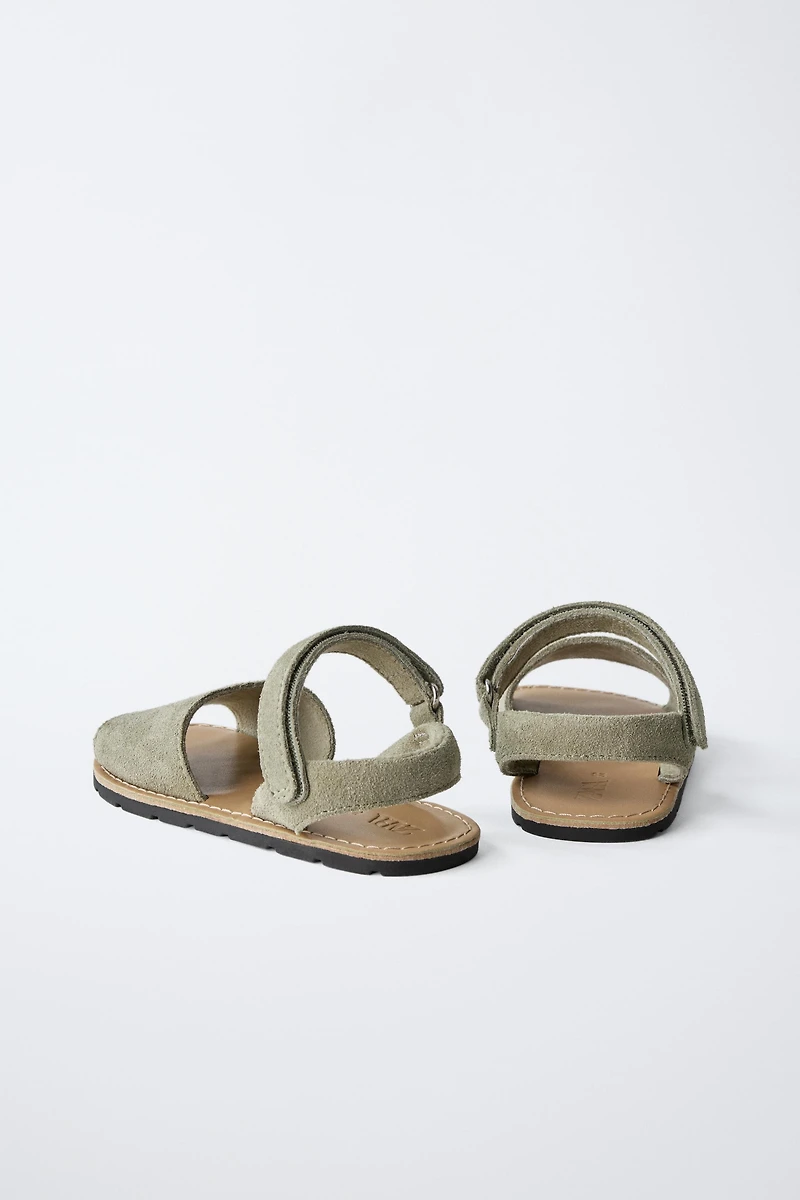 LEATHER SANDALS
