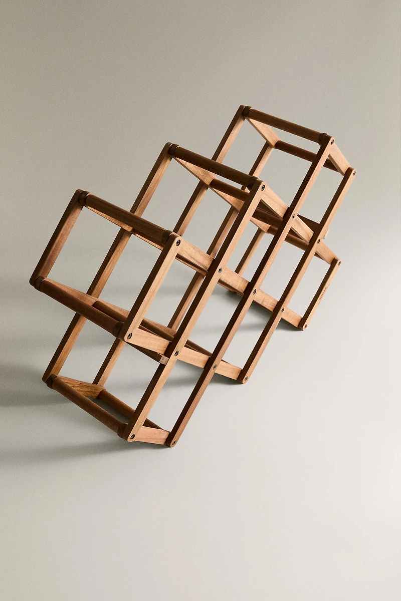 WOODEN BOTTLE STAND
