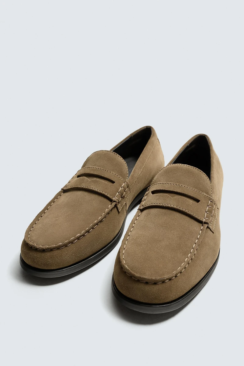 MOCASSINS EN CUIR AVEC MASQUE