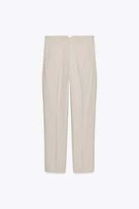 PANTS WITH A HIGH WAIST