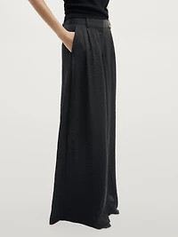 Flowing wide-leg trousers with darts