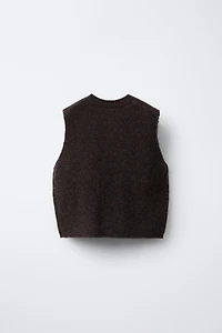 KNIT VEST