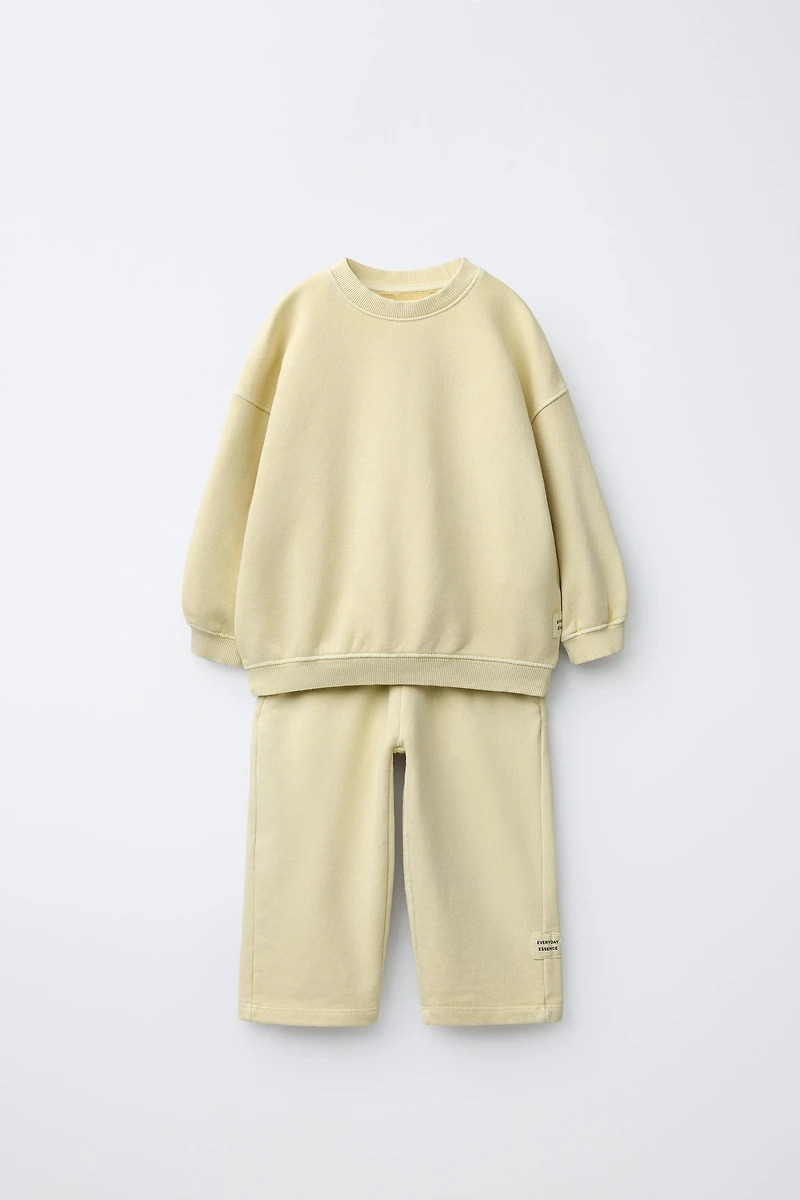 SWEATSHIRT AND WIDE LEG PANTS SET WITH LABEL