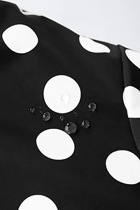 WATER RESISTANT AND WINDPROOF POLKA DOT JACKET