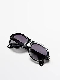 Aviator sunglasses