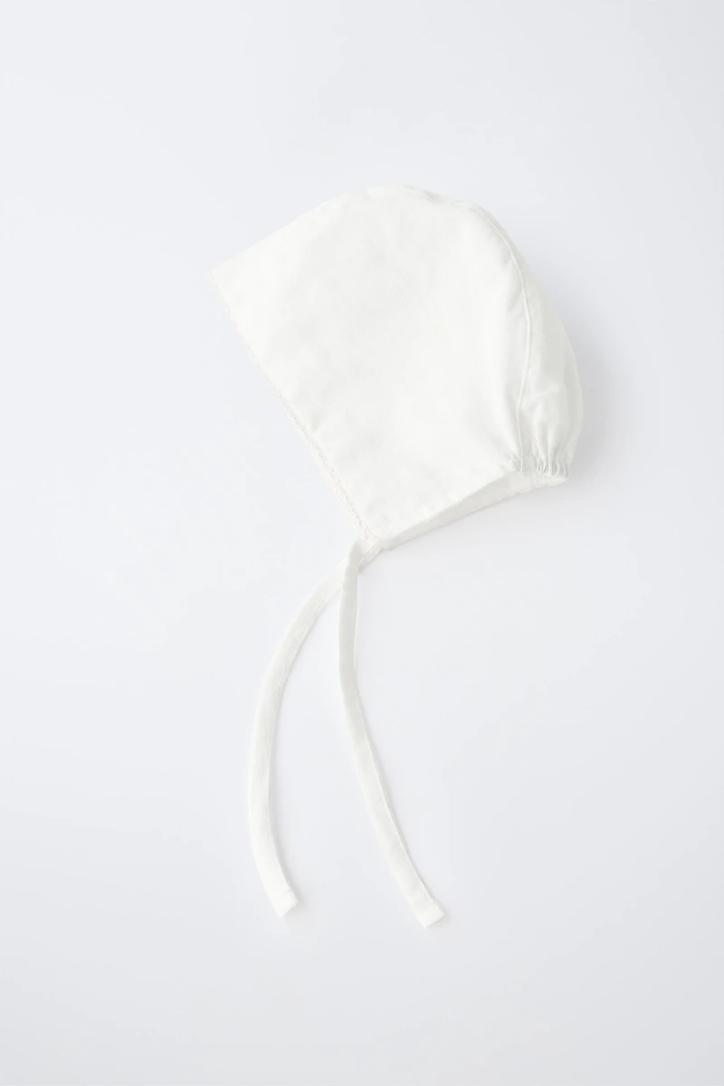 LINEN AND COTTON LACE BONNET