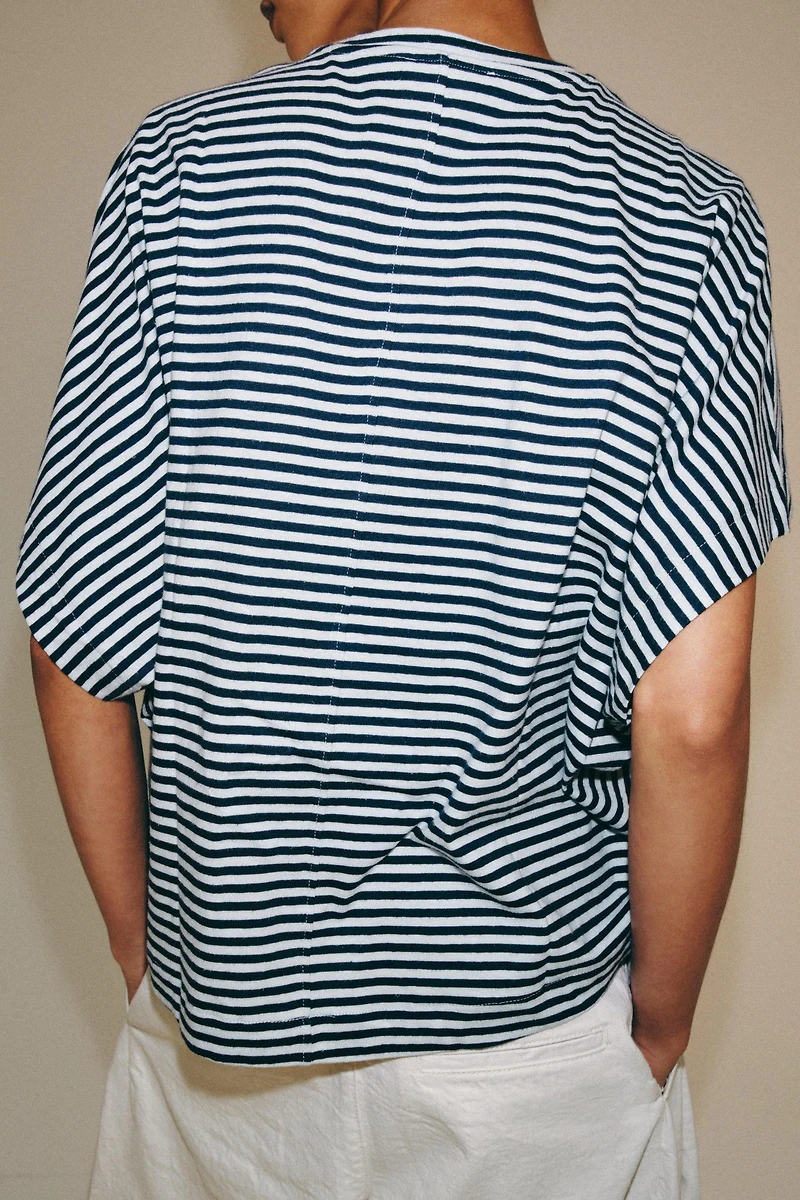 STRIPED OVERSIZED T-SHIRT