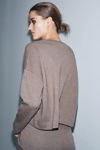 LONG SLEEVE SOFT TOP