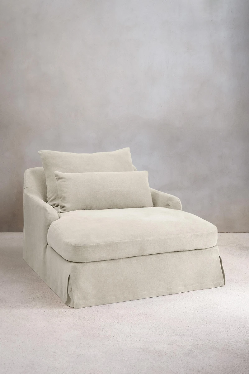 LOVE SEAT 01