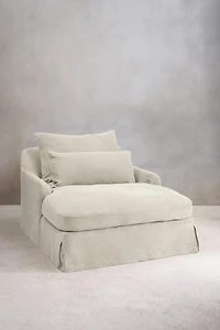 LOVE SEAT 01