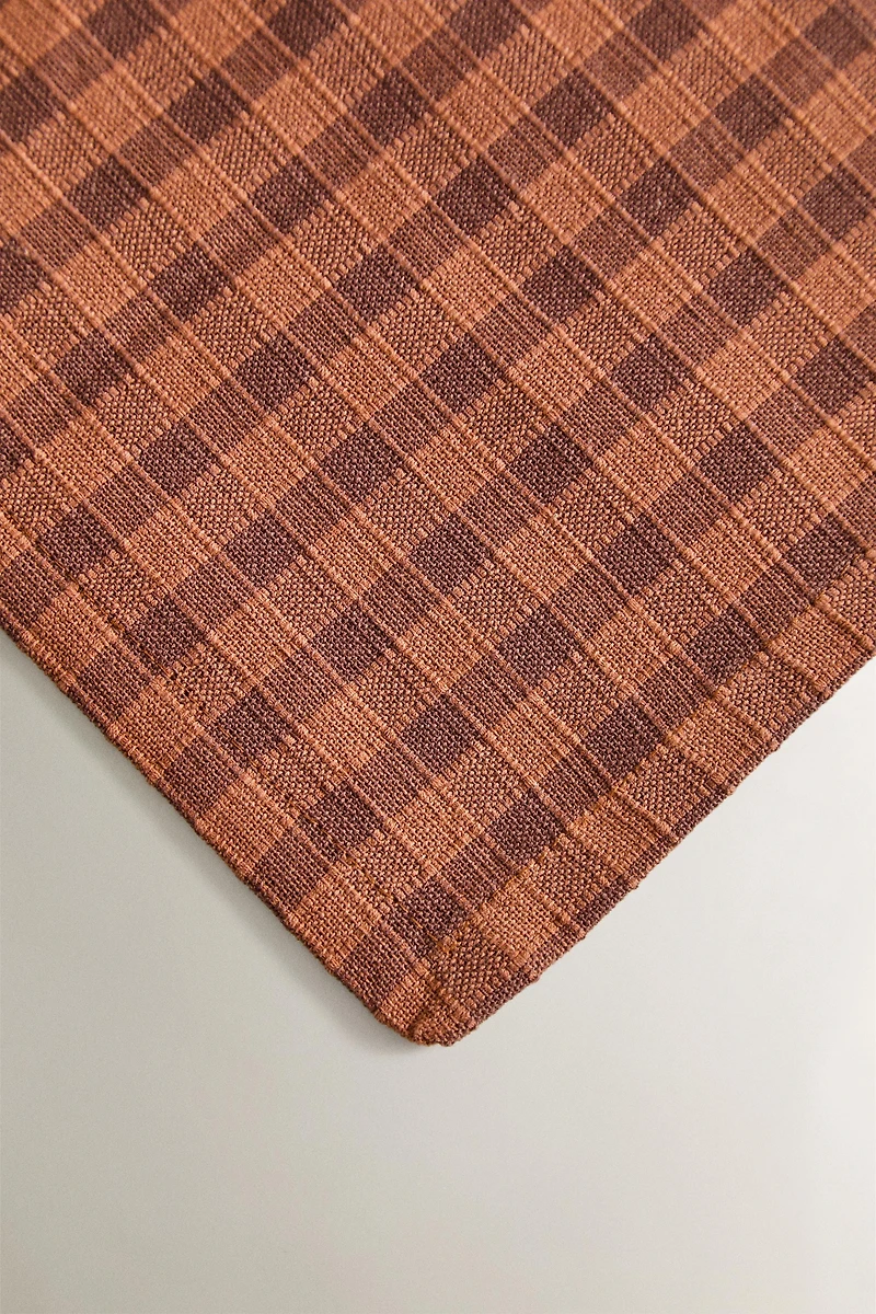 PACK OF CHECK NAPKINS WITH TOPSTITCHING (PACK 2)